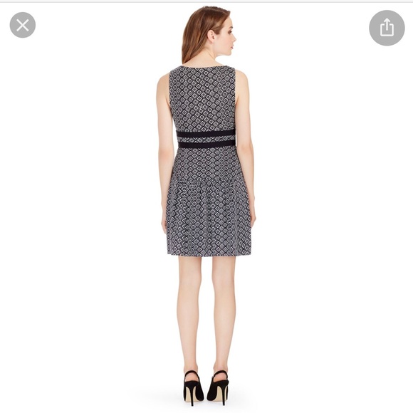 DVF Eugenia silk shift dress - Picture 2 of 8